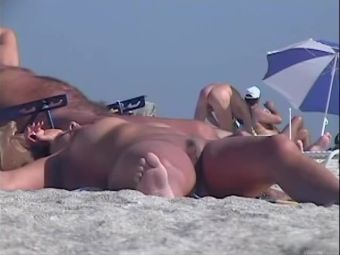 Prima All voyeurs love filming naked people at the nudist beach Pattaya